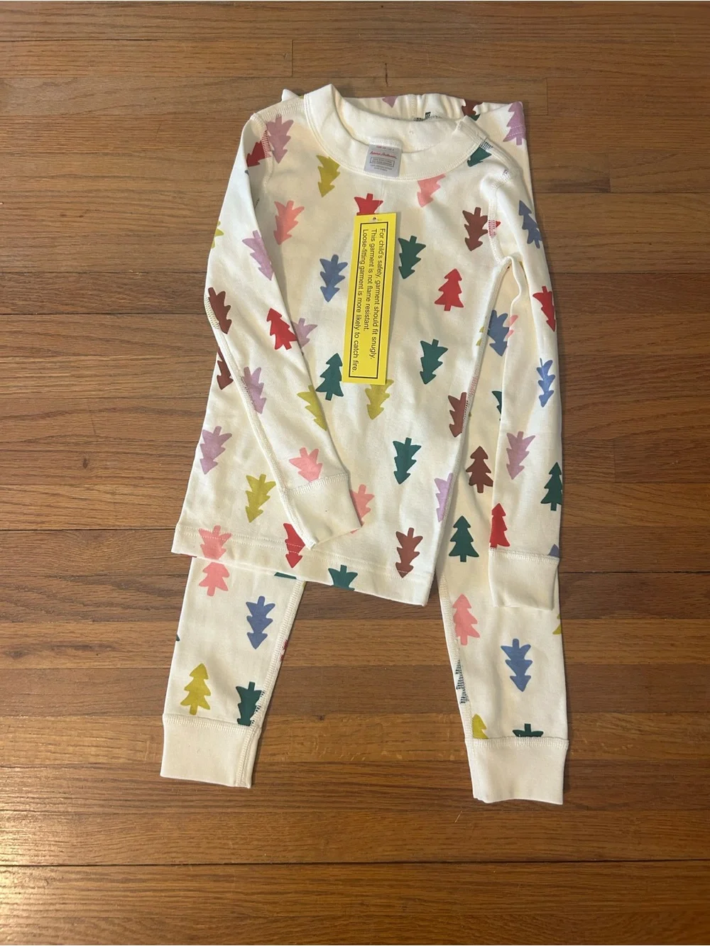 Hanna Andersson Festive Forest on Ecru Pajamas 4T